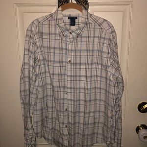 Men’s long sleeve dress shirt.